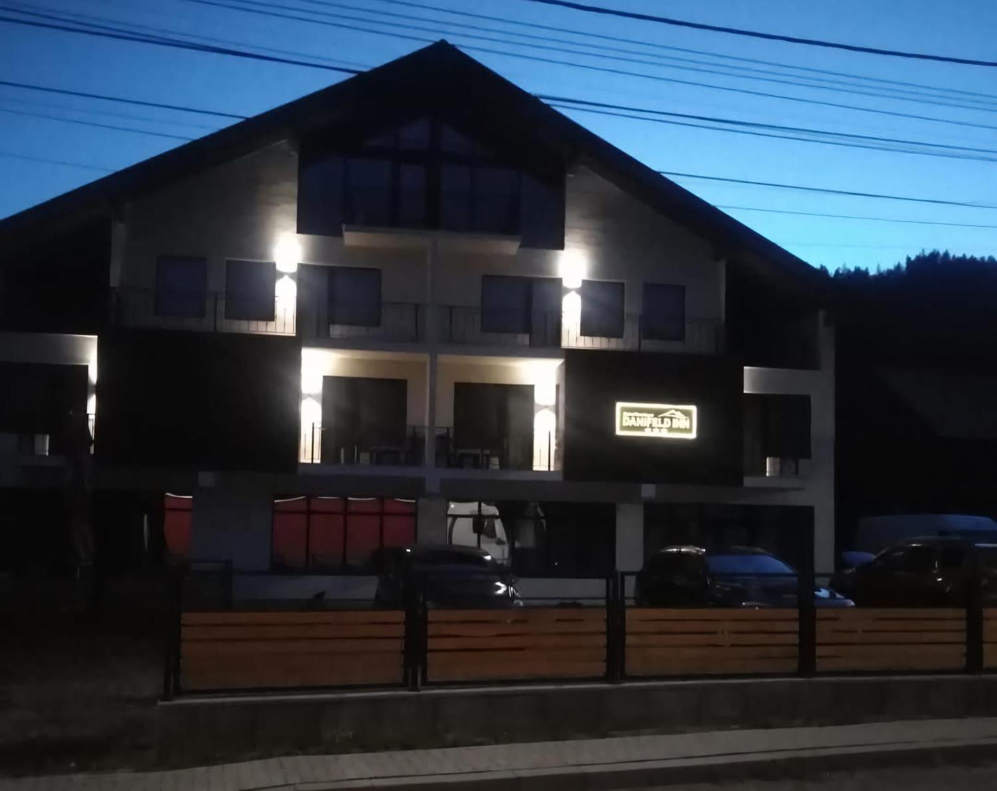 Danifeld Inn Voroneț Extérieur photo